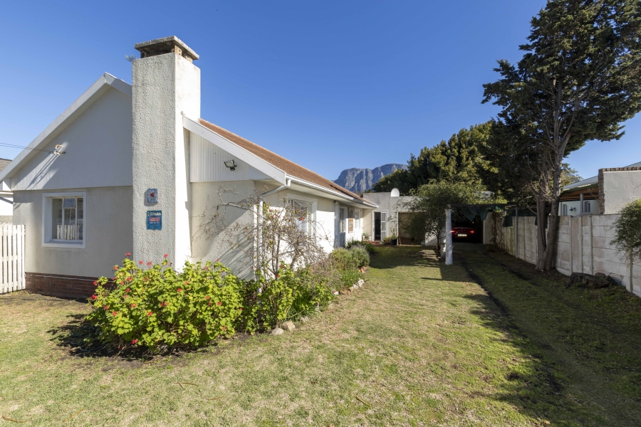 3 Bedroom Property for Sale in Claremont Western Cape